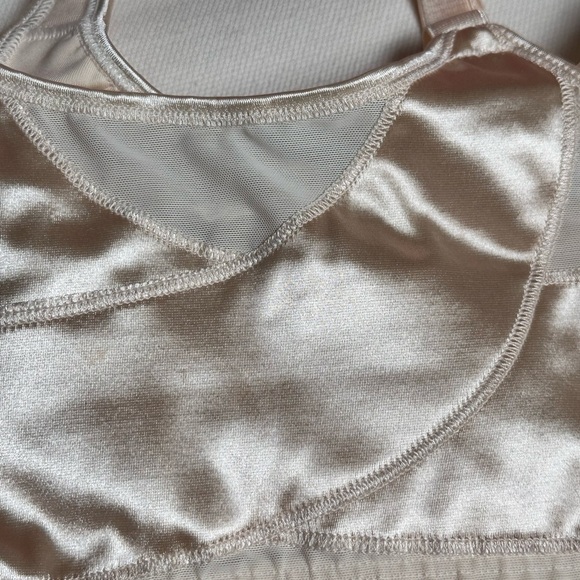 PLAYTEX BRA 40B Women 18-Hour Wire Free Posture Beige Front Closure 3474 - Picture 3 of 11